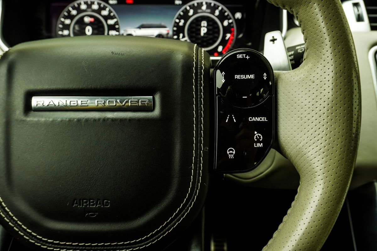 Used 2020 Land Rover Range Rover Sport SVR image 30