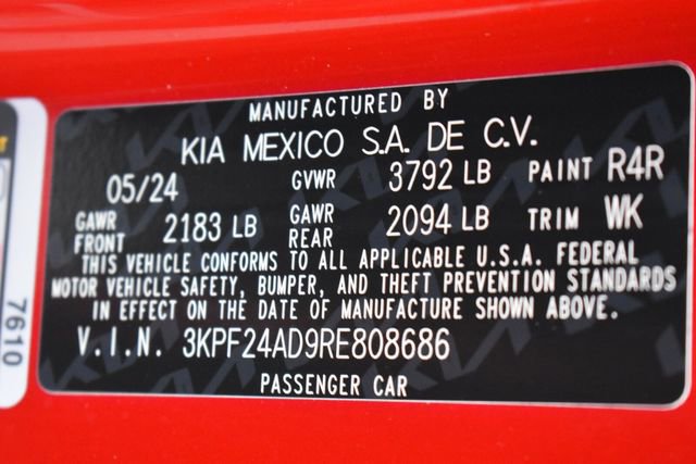 Certified 2024 Kia Forte LXS image 30