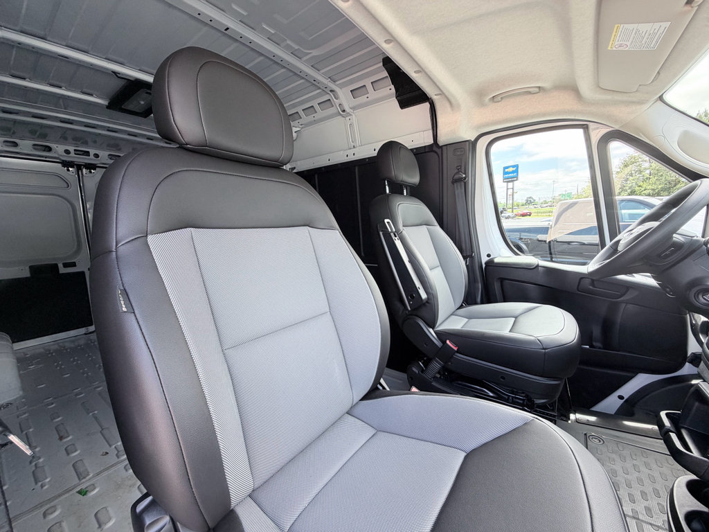 Used 2026 RAM ProMaster 2500 w/ Convenience Group FWD image 29