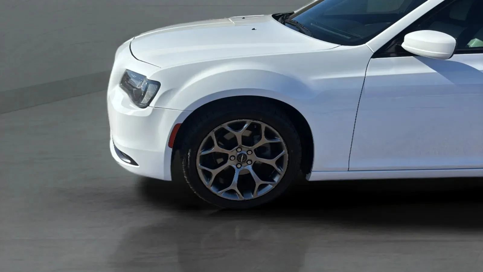 Used 2017 Chrysler 300 S RWD image 25