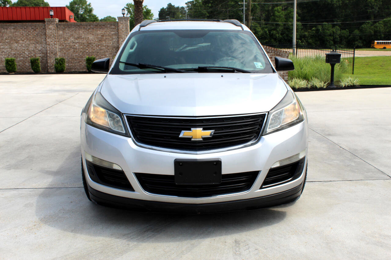 Used 2014 Chevrolet Traverse LS image 3