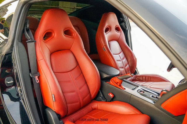 Used 2014 Nissan GT-R Premium w/ Premium Interior Package image 41