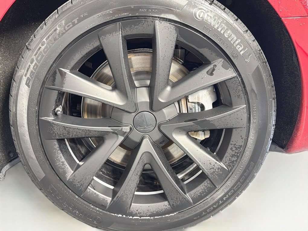 Used 2018 Tesla Model 3 Long Range RWD image 28