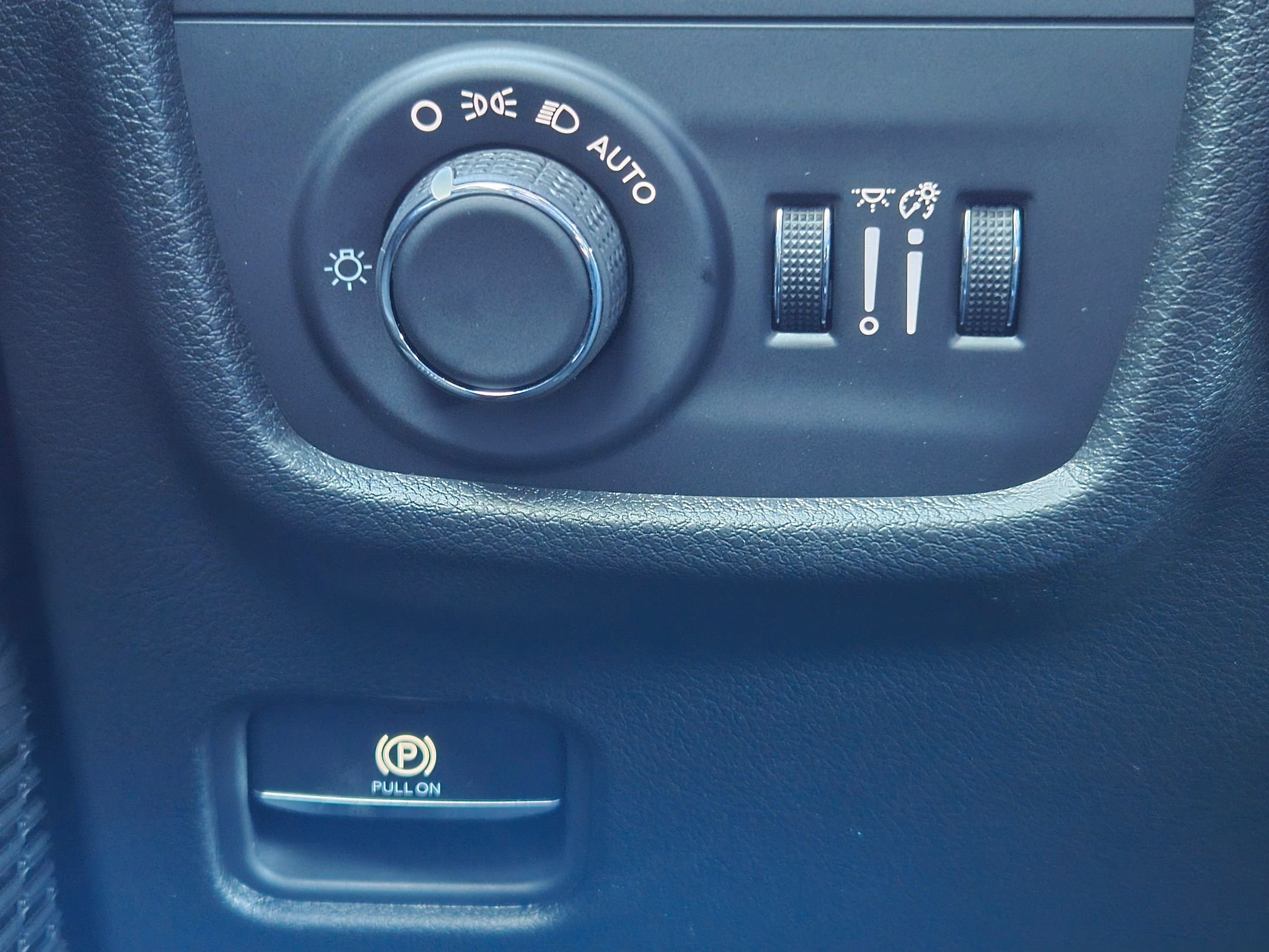 New 2025 Jeep Grand Cherokee Laredo image 19