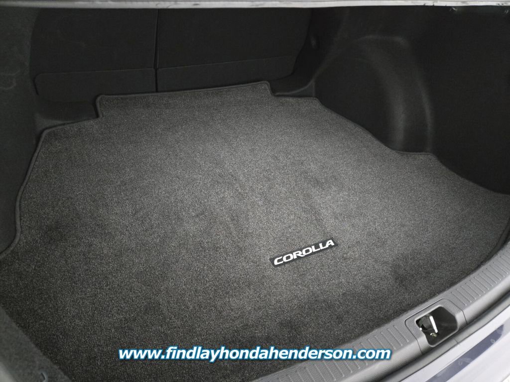 Used 2025 Toyota Corolla LE image 12