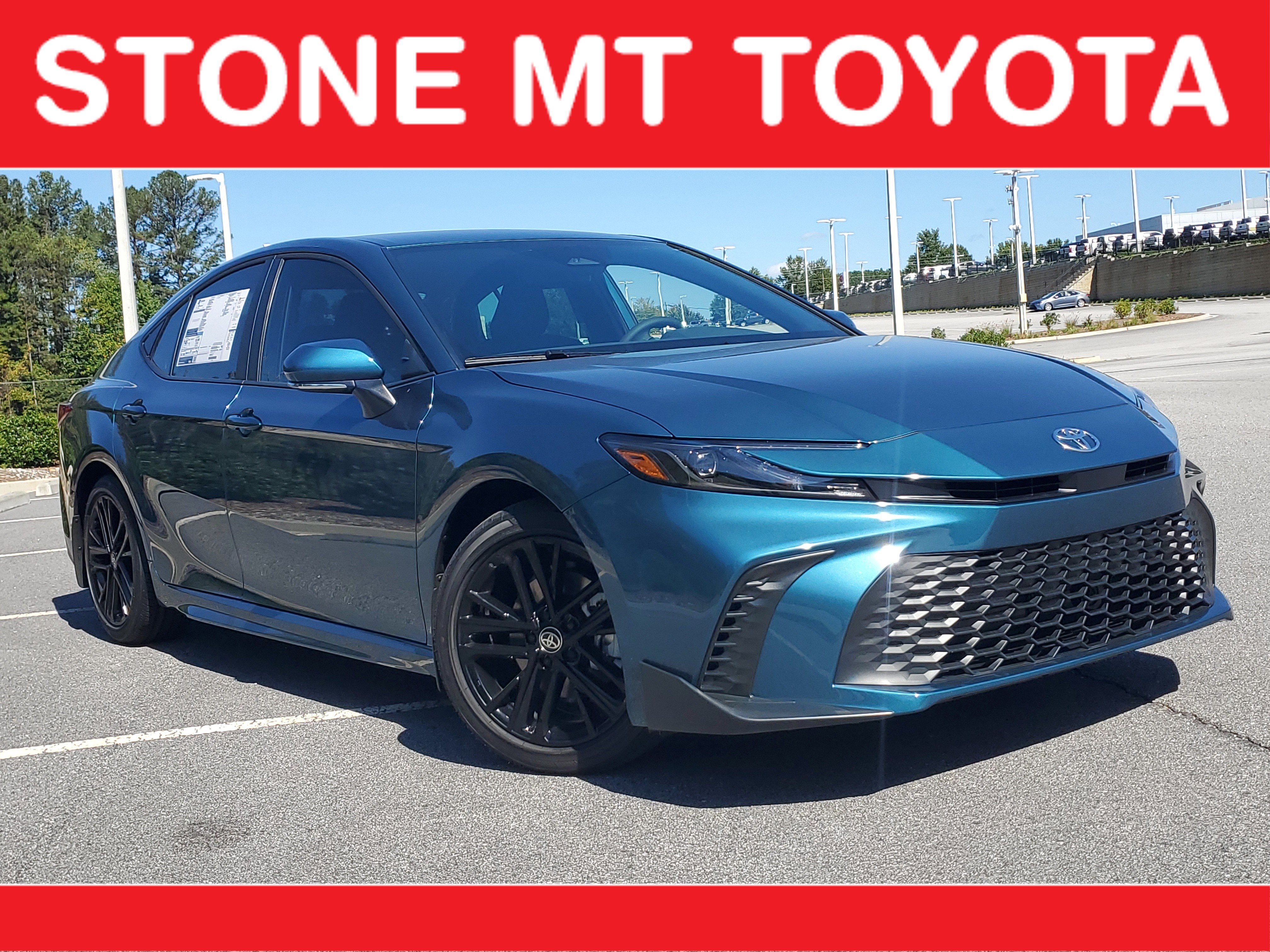 New 2026 Toyota Camry SE image 1