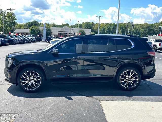 Used 2026 GMC Acadia Denali Ultimate w/ LPO, Floor Liner Package AWD/4WD image 8