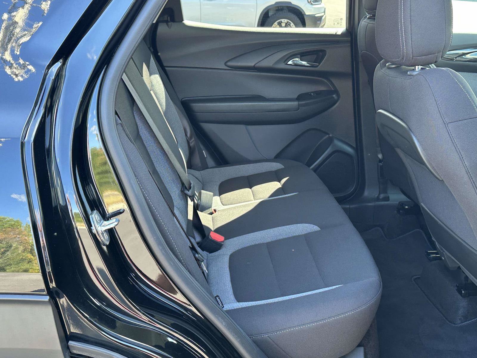 Used 2024 Chevrolet TrailBlazer LS w/ LS Convenience Package FWD image 7