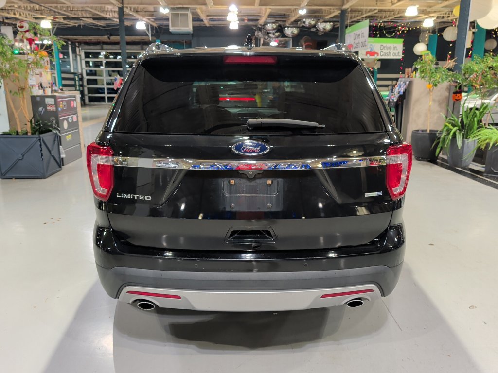 Used 2016 Ford Explorer Limited w/ Equipment Group 301A AWD/4WD image 10
