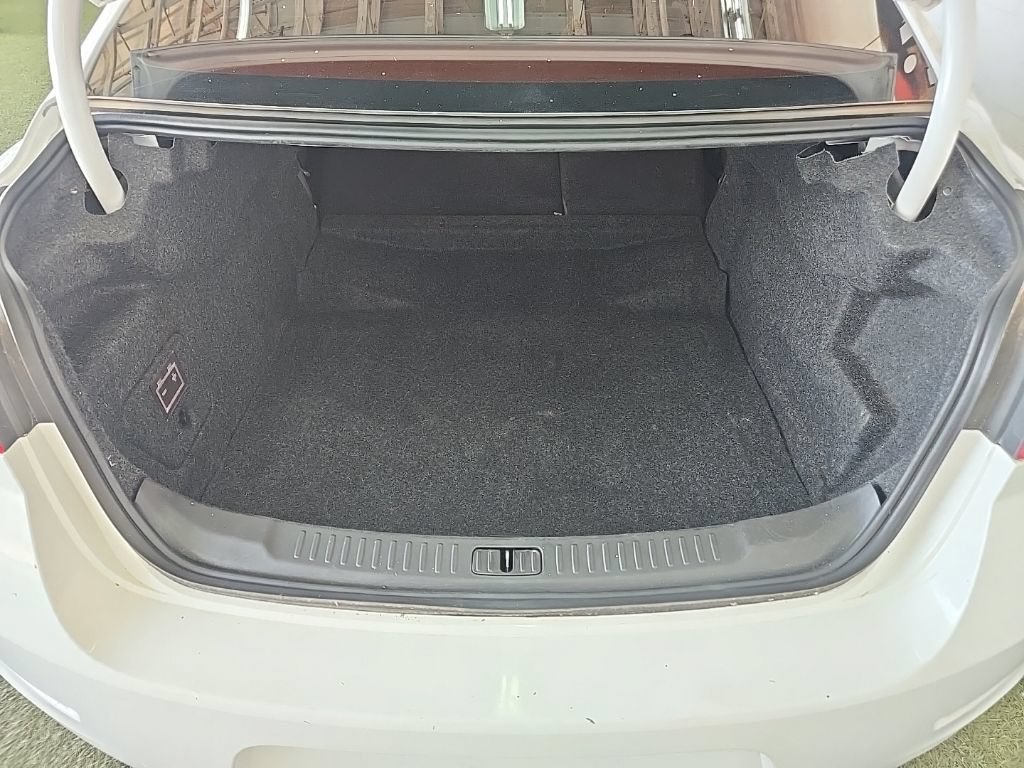 Used 2015 Chevrolet Malibu LS FWD image 35