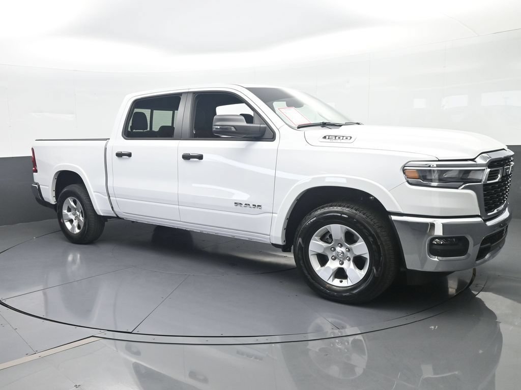 Used 2025 RAM 1500 Big Horn AWD/4WD image 8