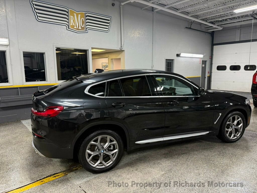 Used 2020 BMW X4 xDrive30i image 2