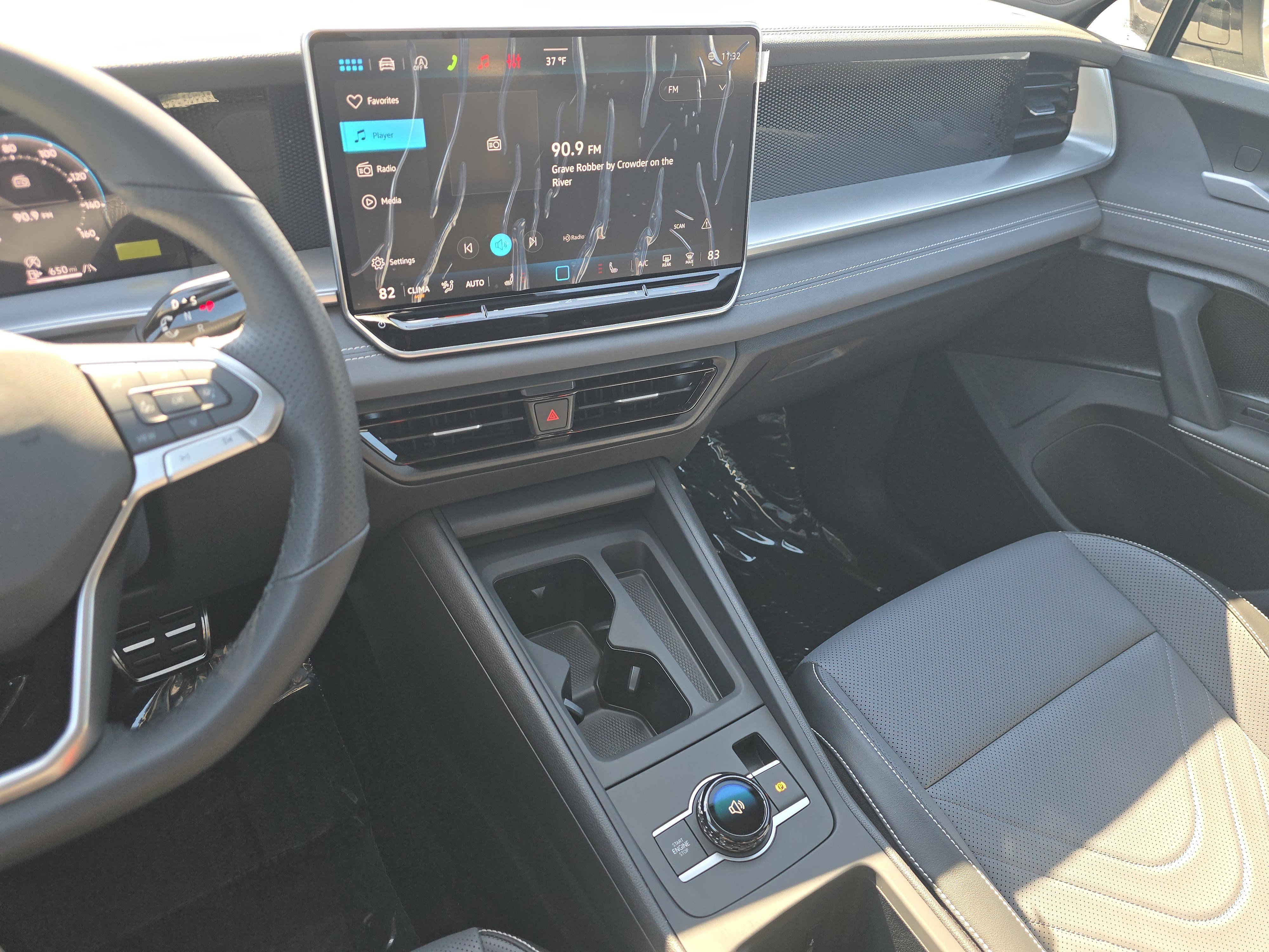 New 2026 Volkswagen Tiguan SE R-Line image 23