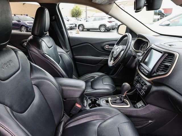 Used 2017 Jeep Cherokee Limited FWD image 18