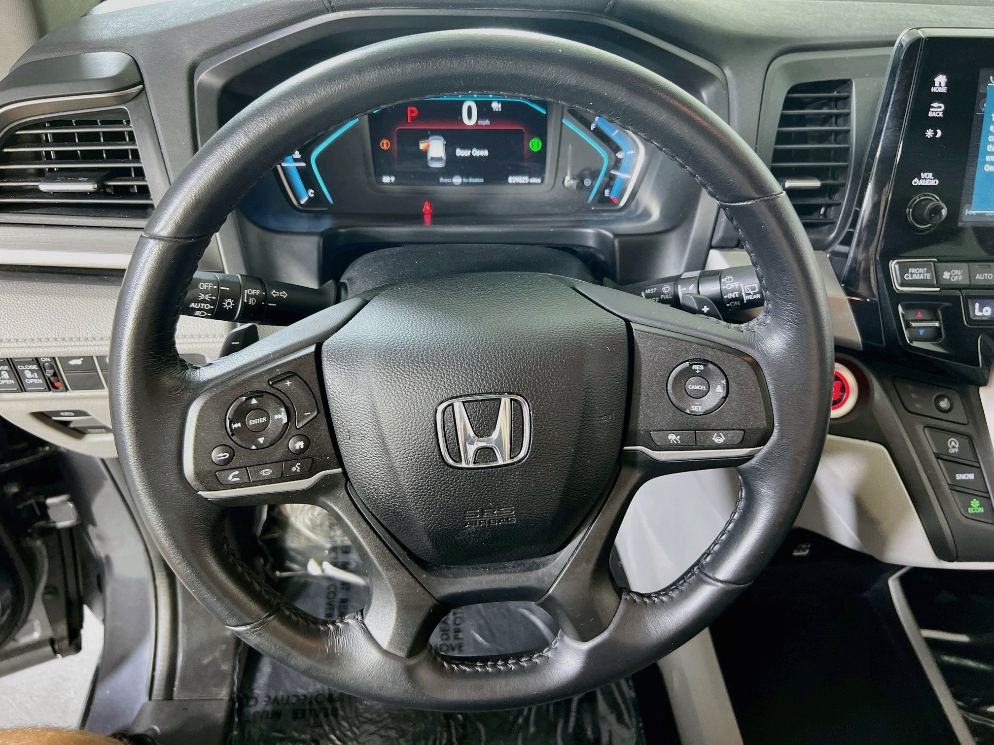Used 2023 Honda Odyssey EX-L image 11