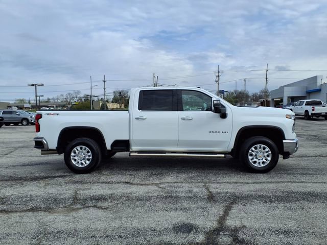 Used 2025 Chevrolet Silverado 3500 LTZ w/ LTZ Convenience Package image 12
