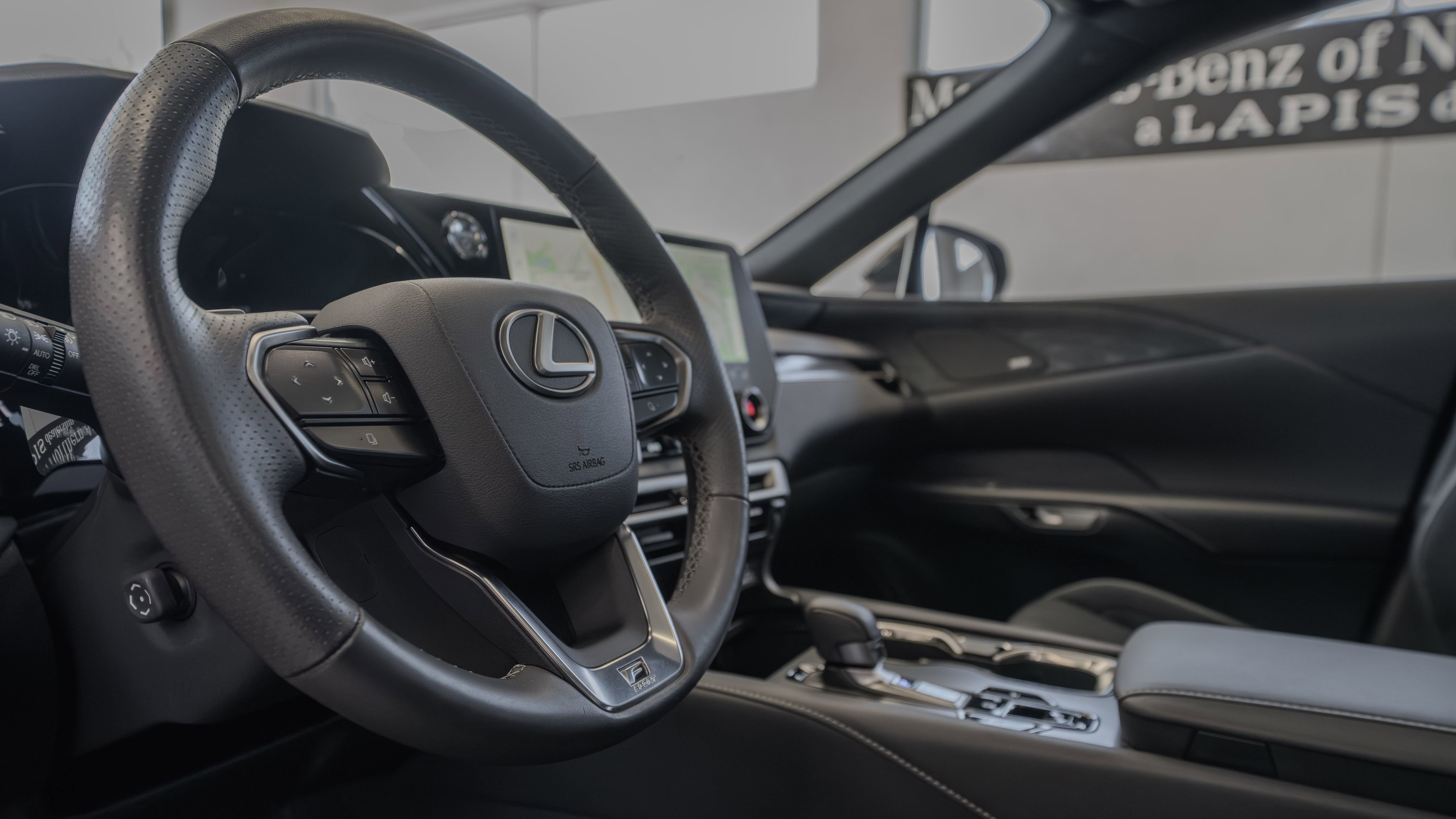 Used 2024 Lexus RX 500h F Sport w/ Convenience Package image 7