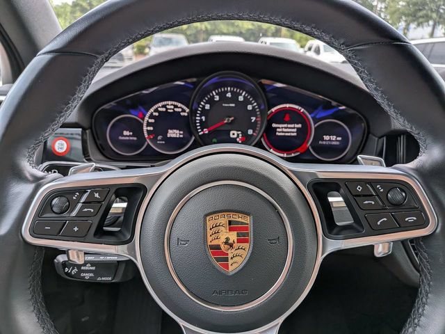 Used 2023 Porsche Cayenne Platinum Edition AWD/4WD image 27