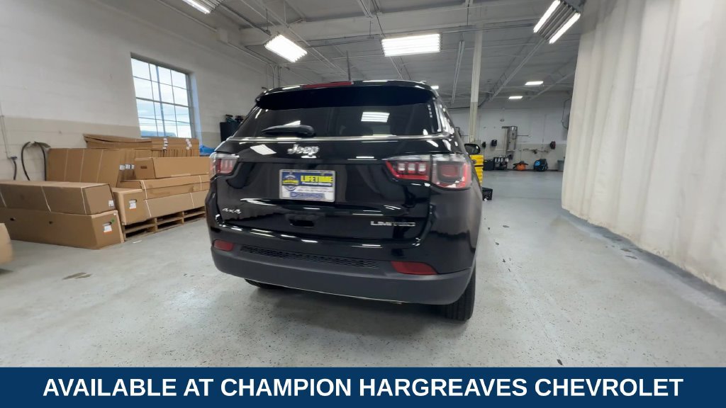 Used 2024 Jeep Compass Limited AWD/4WD image 10