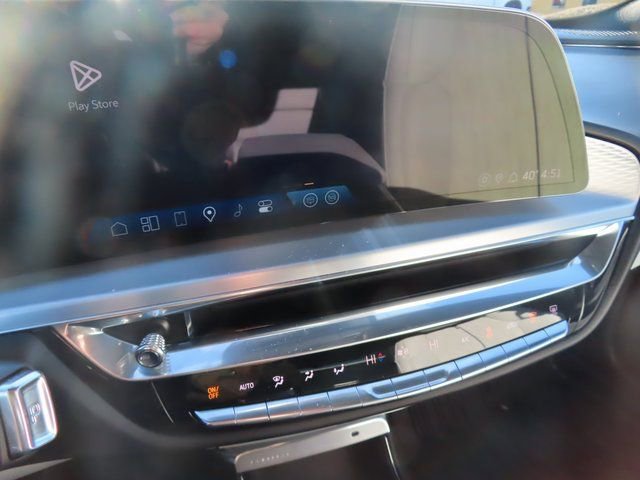 Used 2024 Cadillac Lyriq Sport image 32