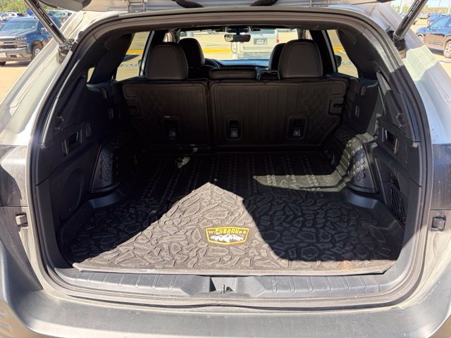 Used 2025 Subaru Outback Wilderness AWD/4WD image 19