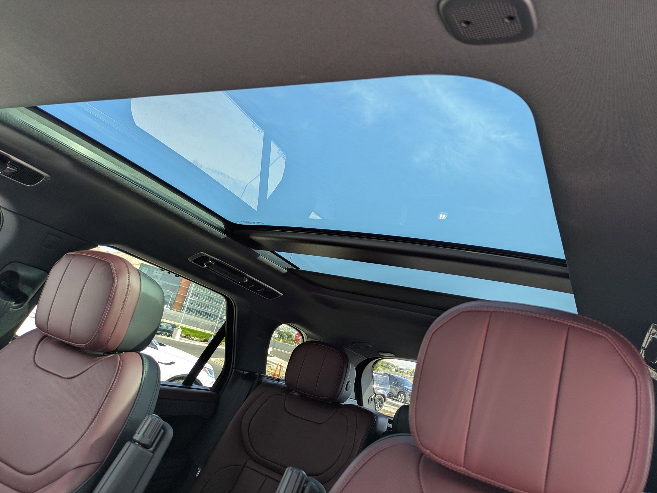 Used 2024 Land Rover Range Rover Sport Dynamic SE image 23