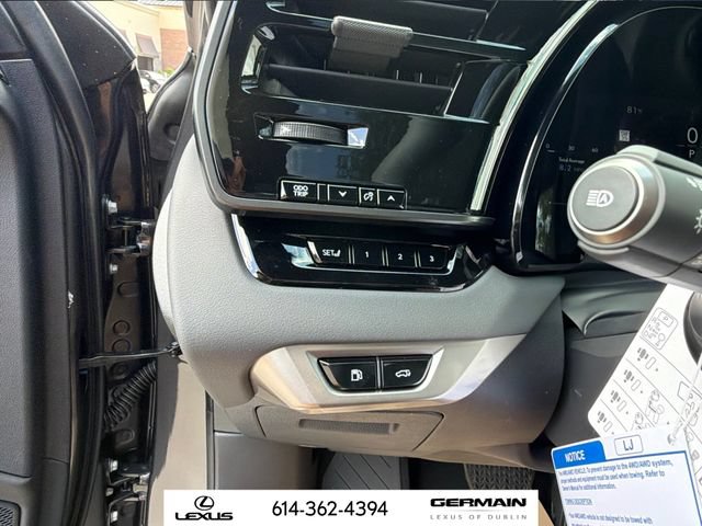 New 2026 Lexus RX 350 AWD image 24
