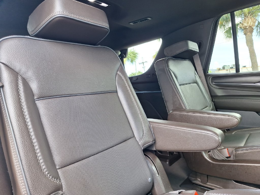 Used 2023 GMC Yukon Denali AWD/4WD image 31
