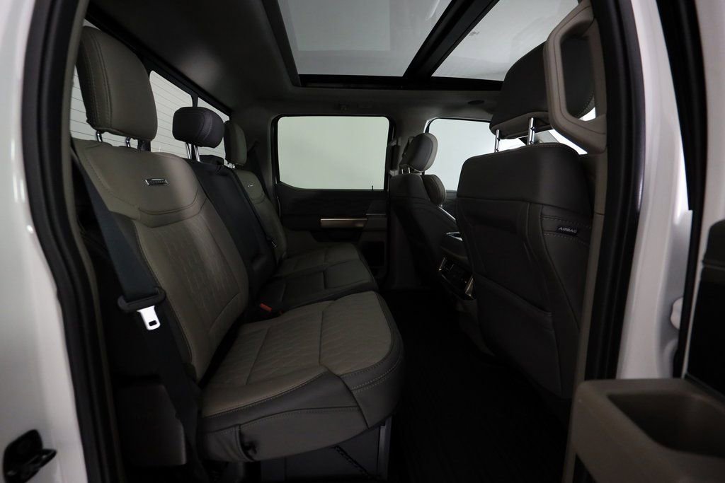 Used 2025 Ford F450 Platinum w/ Platinum Plus Package image 13