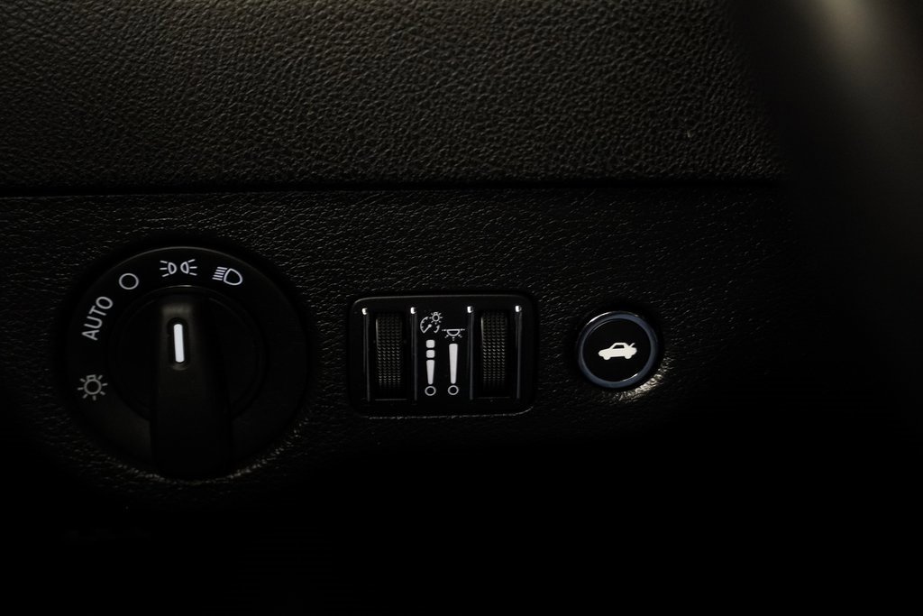 Certified 2023 Dodge Charger SXT w/ Blacktop Package image 33