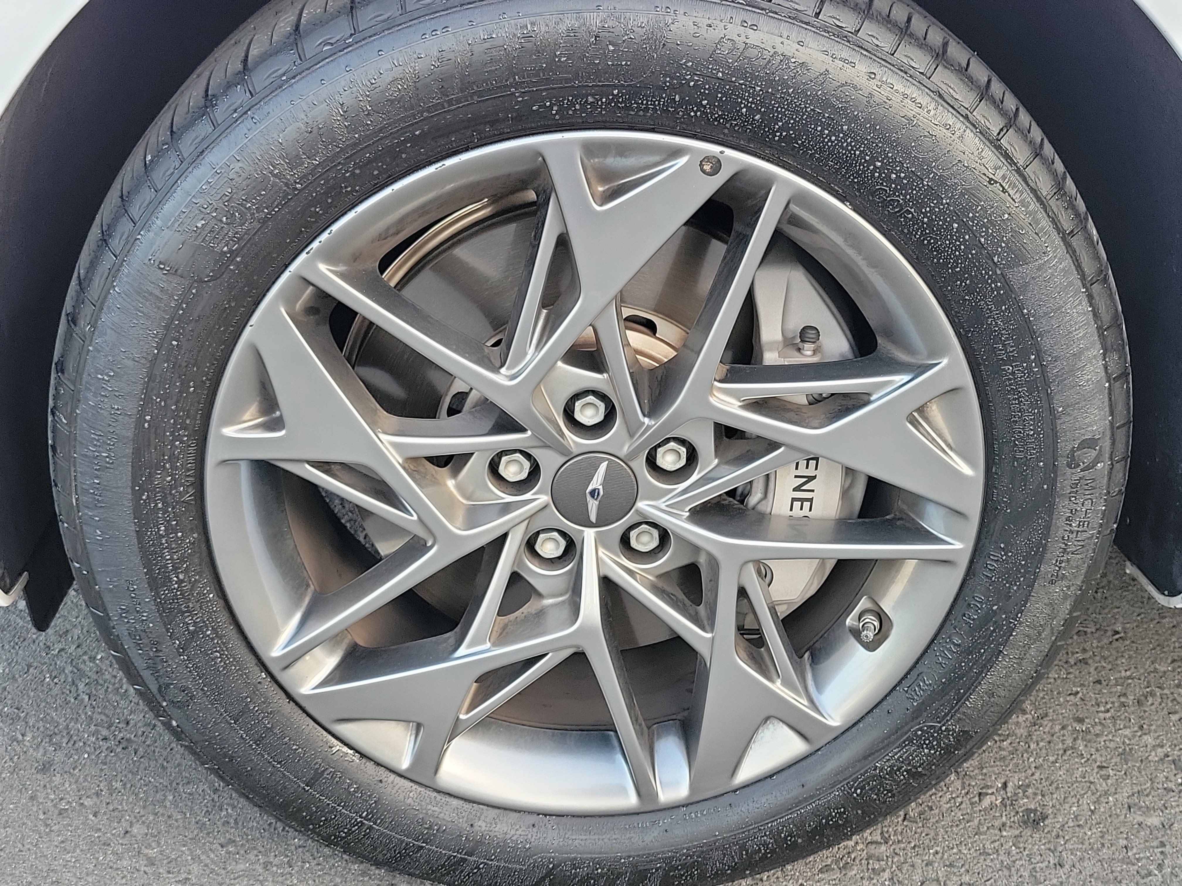 Certified 2024 Genesis GV70 2.5T w/ Advanced Package image 26