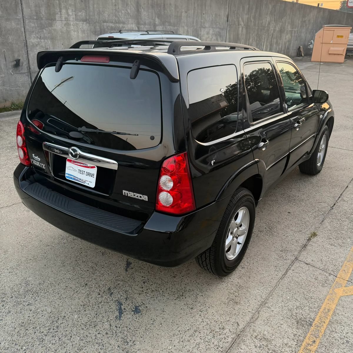 Used 2005 MAZDA Tribute s FWD image 3