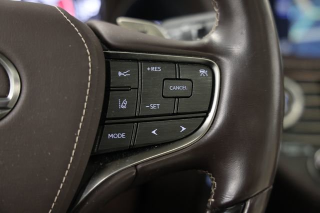 Used 2019 Lexus LS 500 AWD image 38