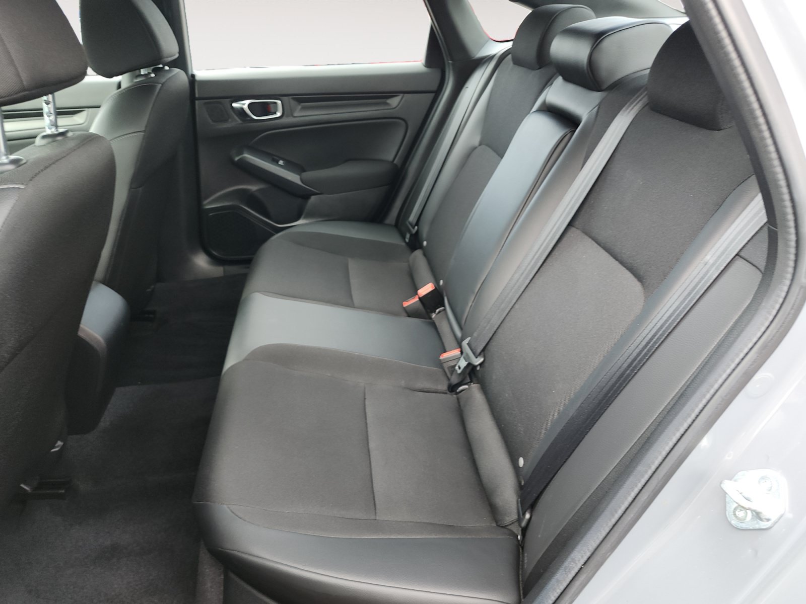 Used 2025 Honda Civic Sport image 13