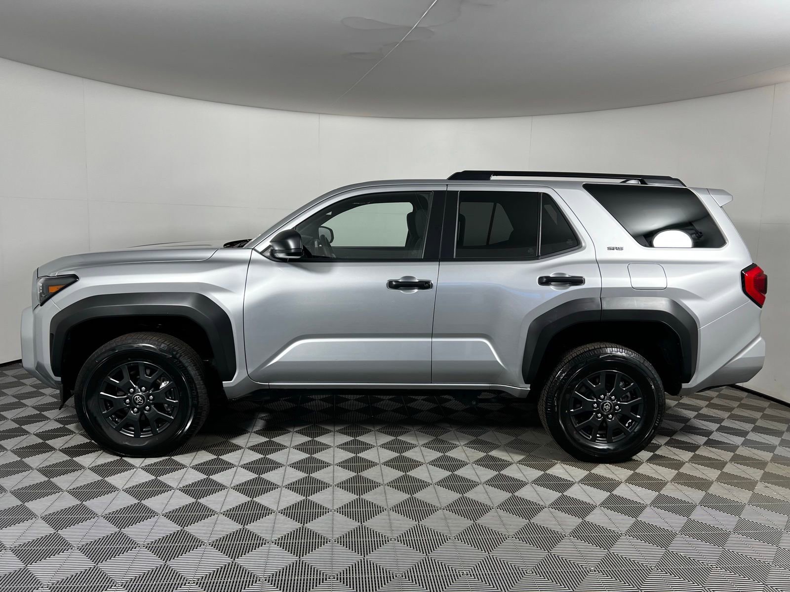 Certified 2025 Toyota 4Runner SR5 image 8