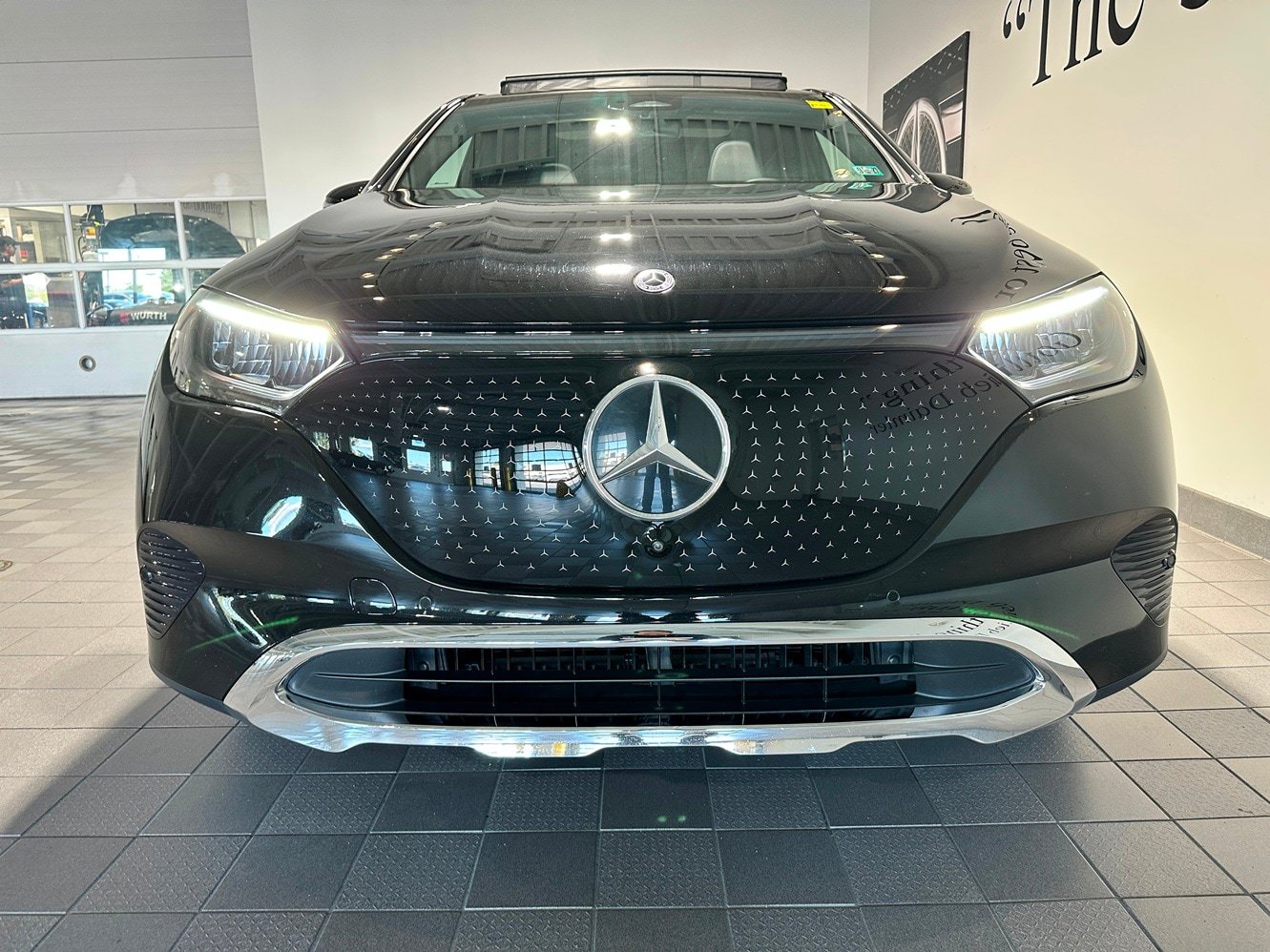 Used 2023 Mercedes-Benz EQE 350+ 4MATIC SUV image 2