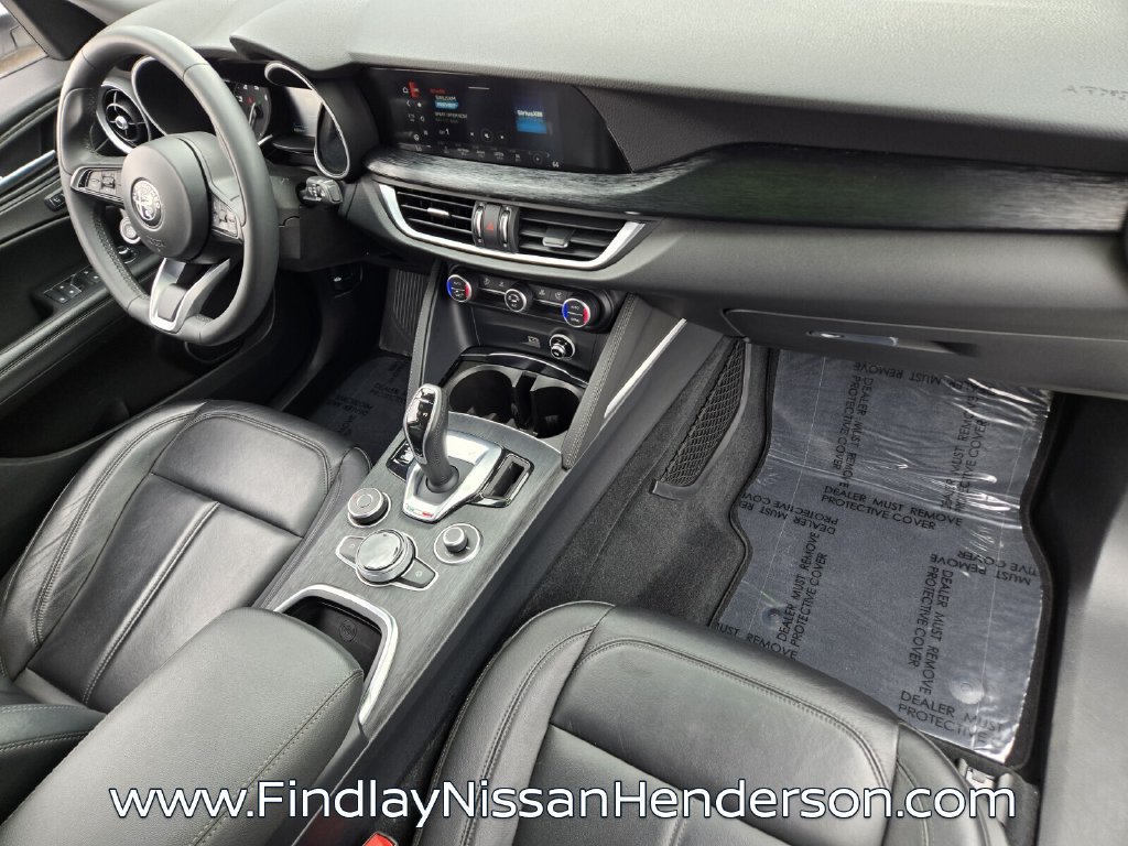 Used 2020 Alfa Romeo Stelvio RWD image 16