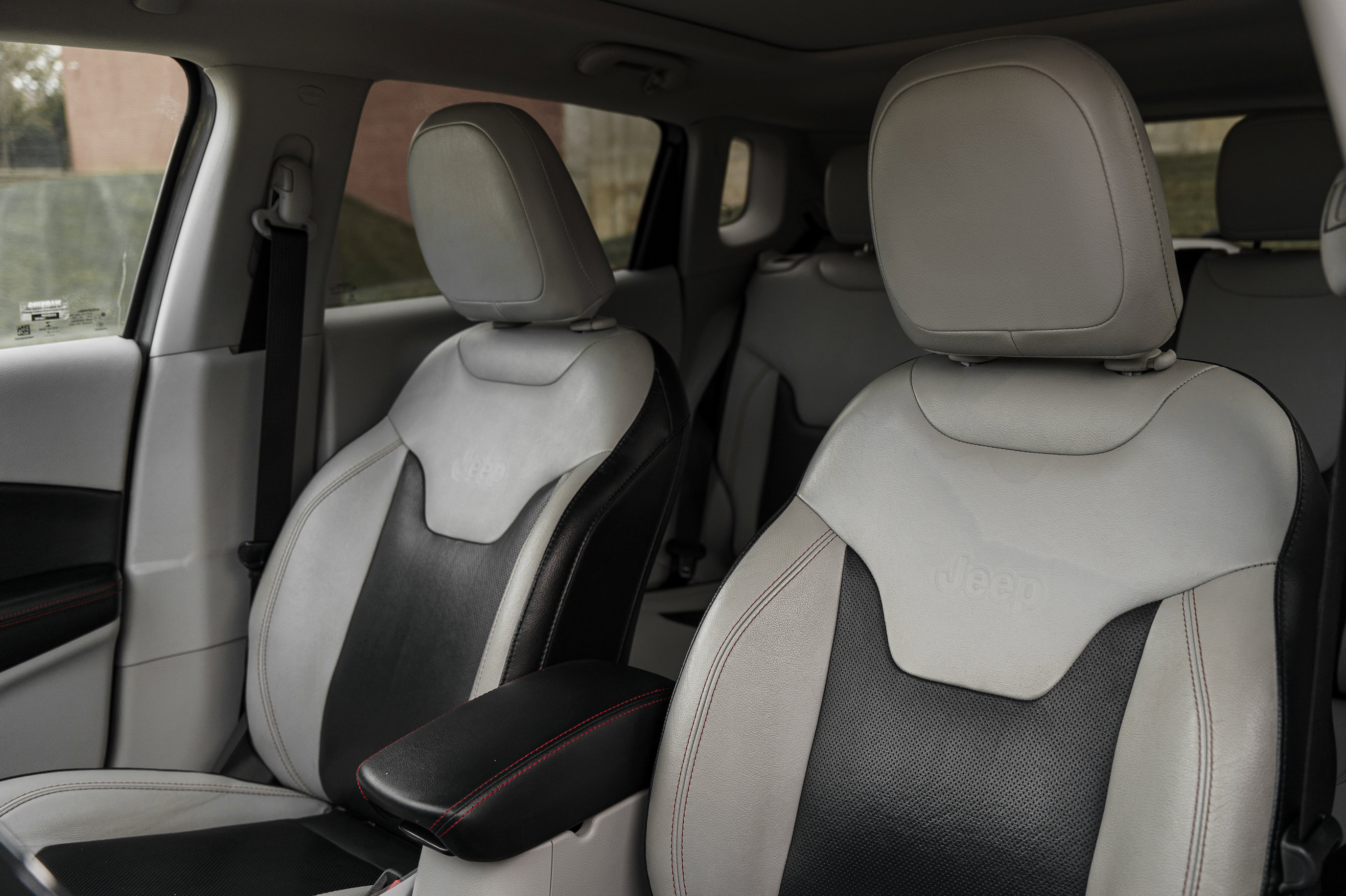 Used 2018 Jeep Compass Limited w/ Trailer Tow Group image 18