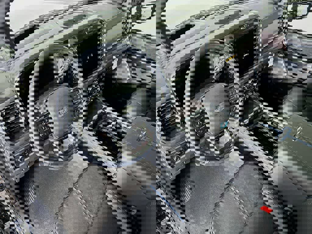 New 2026 Ford F250 Platinum image 2