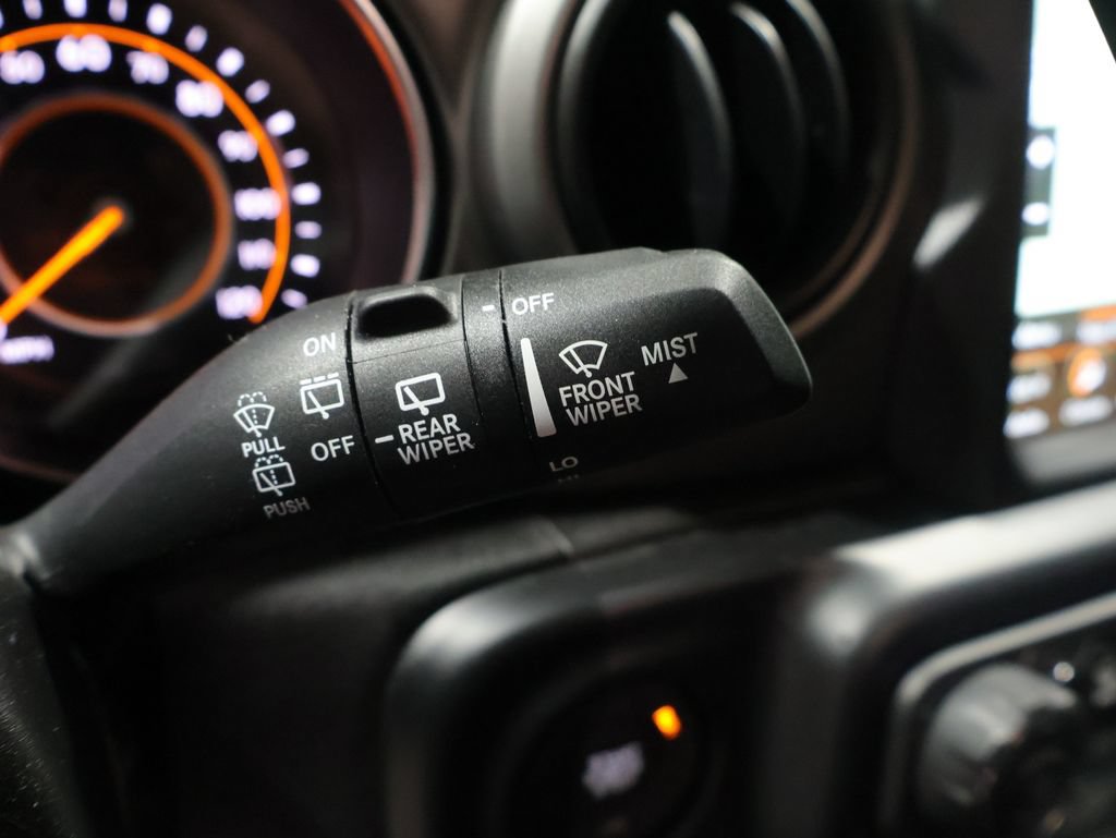 Used 2022 Jeep Wrangler Sport AWD/4WD image 29