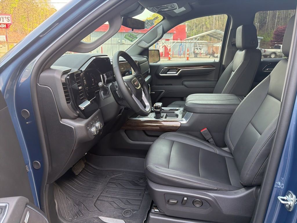 Certified 2026 GMC Sierra 1500 Elevation w/ Elevation Premium Package AWD/4WD image 8