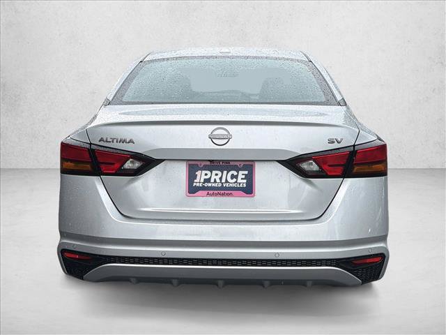 Used 2024 Nissan Altima 2.5 SV FWD image 6