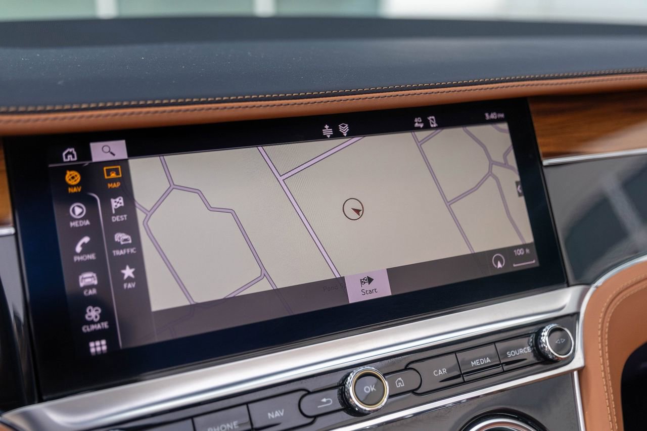 Used 2023 Bentley Continental GT Azure AWD/4WD image 42