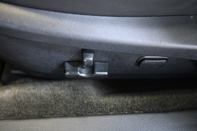 Used 2012 Subaru Outback 2.5i Limited w/ Moonroof Pkg AWD/4WD image 22