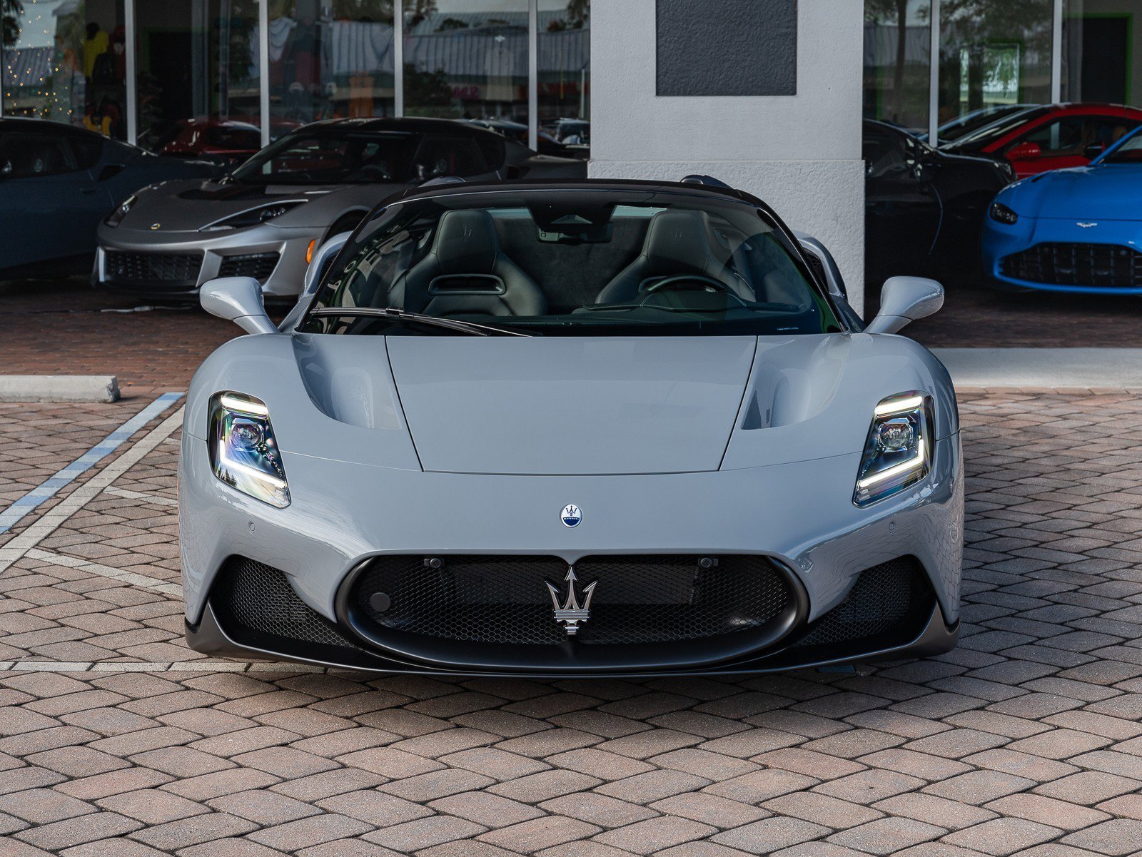Used 2023 Maserati MC20 Spyder image 18