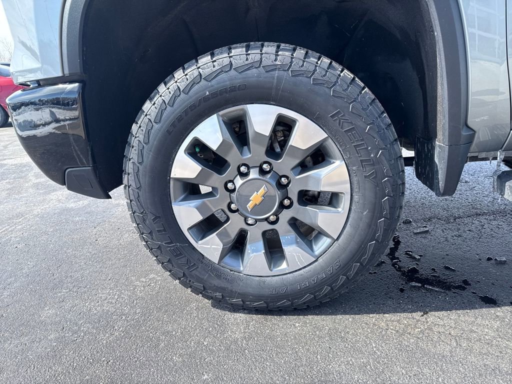 Certified 2024 Chevrolet Silverado 2500 Custom w/ Custom Convenience Package image 32