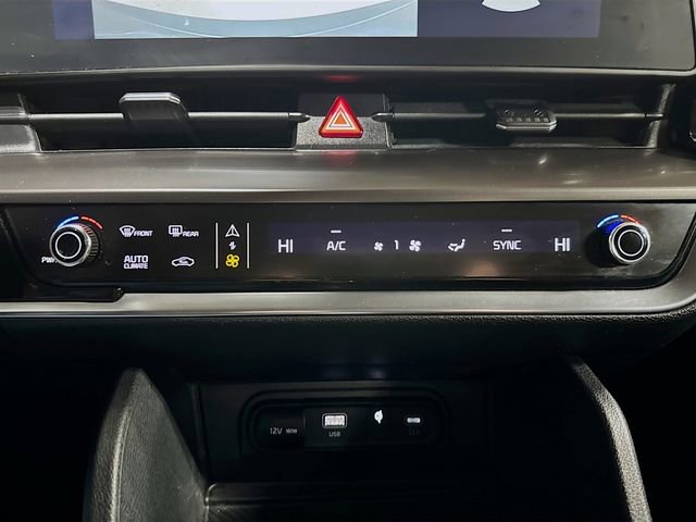 Used 2023 Kia Sportage EX image 23