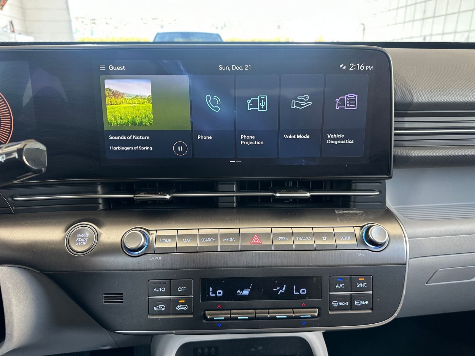 Used 2025 Hyundai Kona SEL image 21