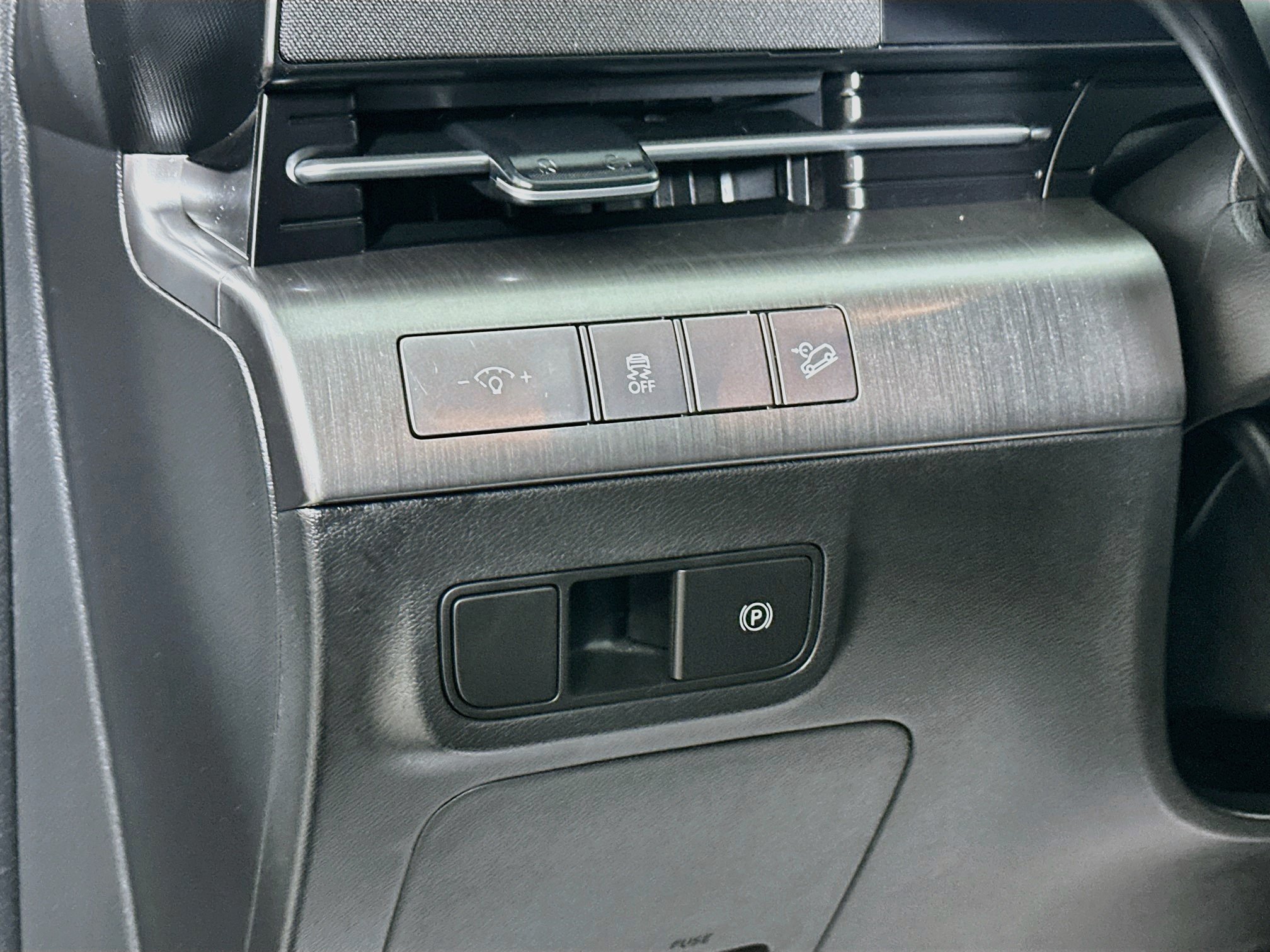 Certified 2024 Hyundai Kona SEL FWD image 10
