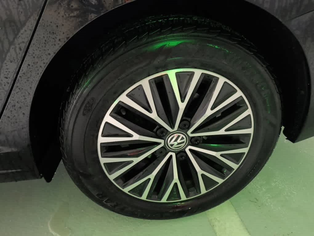 Used 2019 Volkswagen Jetta SE FWD image 14